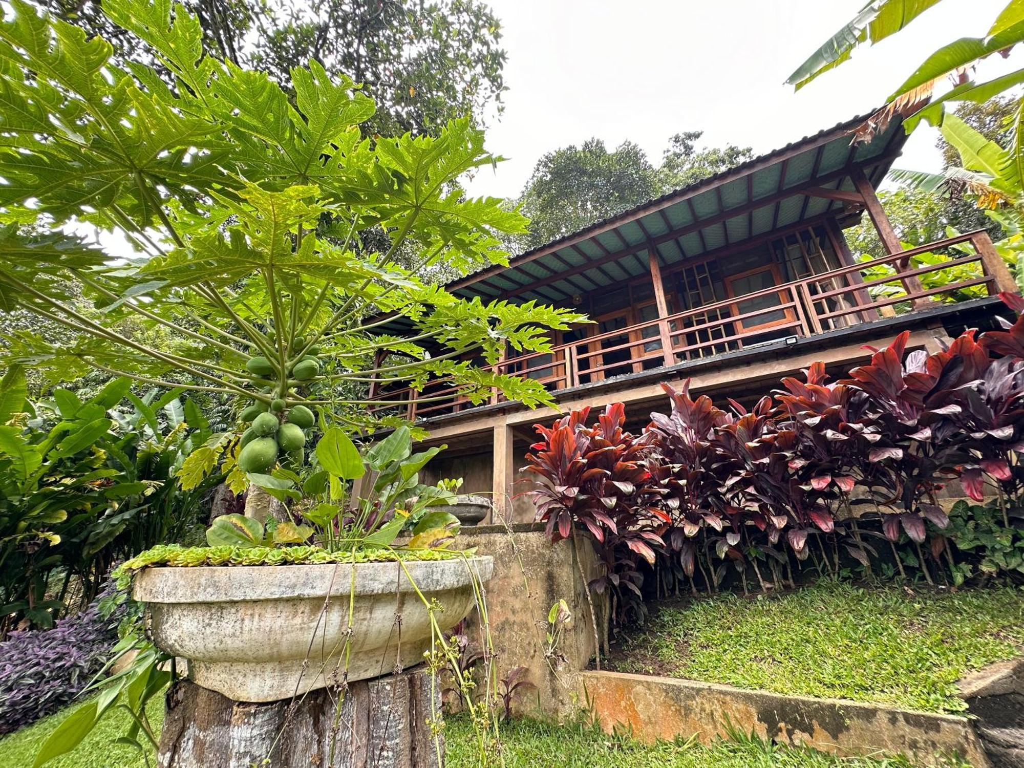 Sang Tirta Resort Penebel Eksteriør bilde