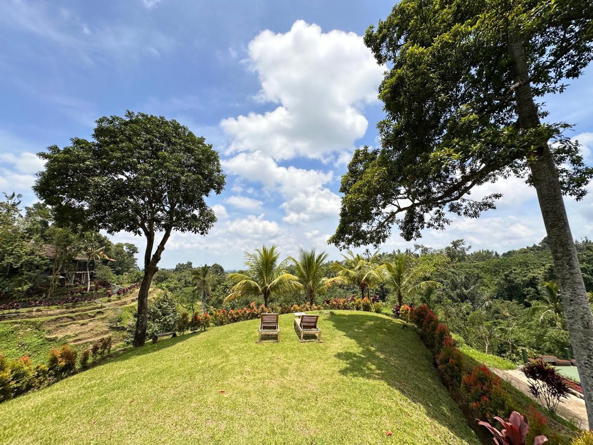 Sang Tirta Resort Penebel Eksteriør bilde